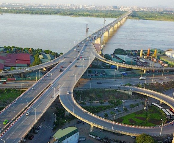 Thủ tướng yêu cầu quyết tâm giải ngân 100% kế hoạch vốn đầu tư công năm 2025