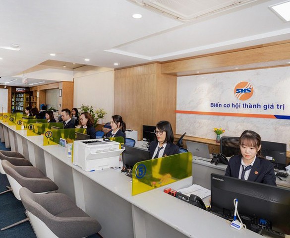 Tái cấu trúc nhà đầu tư và phát triển ngành quỹ chứng khoán đến năm 2030