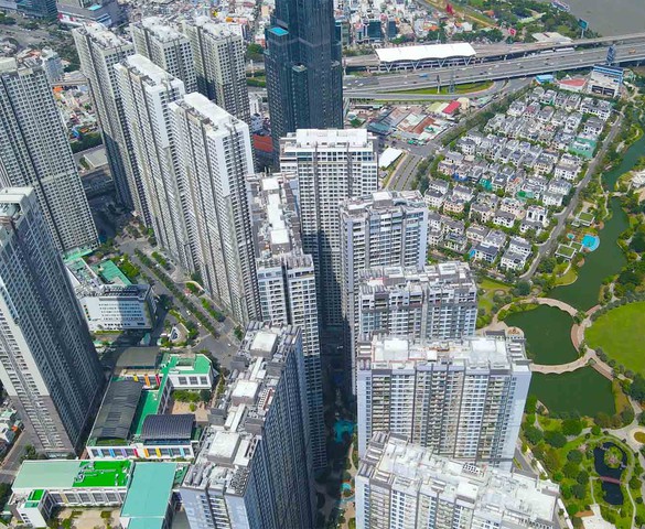 Giá nhà cao, mức sinh thấp: Việt Nam trước tình thế "chưa kịp giàu đã già"