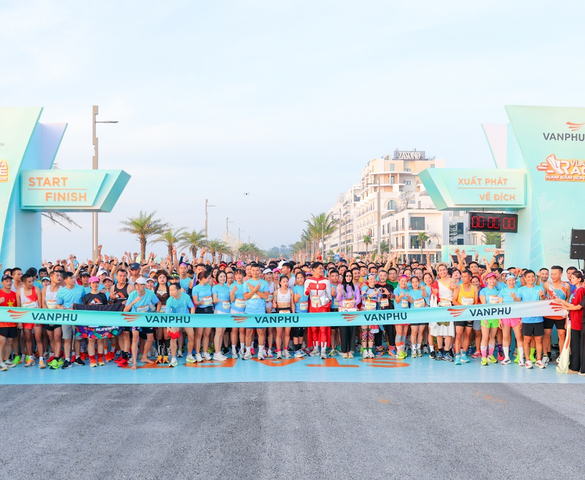Giải chạy Vlasta Race 2025 do Văn Phú tổ chức bùng nổ với gần 3.000 runner