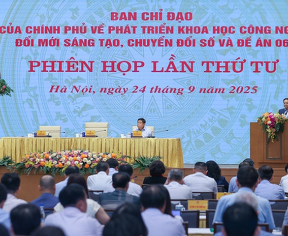 Thủ tướng: Tranh thủ 'từng ngày, từng giờ' để thúc đẩy khoa học công nghệ, đổi mới sáng tạo và chuyển đổi số