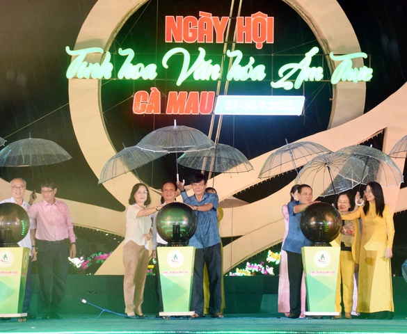 Khai mạc Ngày hội “Tinh hoa văn hóa ẩm thực Cà Mau”