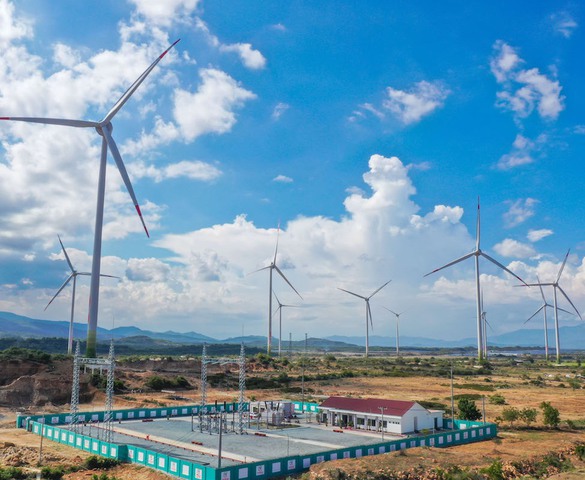 Tỉnh sở hữu 130km đường bờ biển khởi công 4 dự án nhà máy điện gió, quy mô hơn 11.000 tỷ