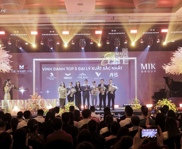 MIK GROUP tri ân khách hàng dự án The Matrix One Premium