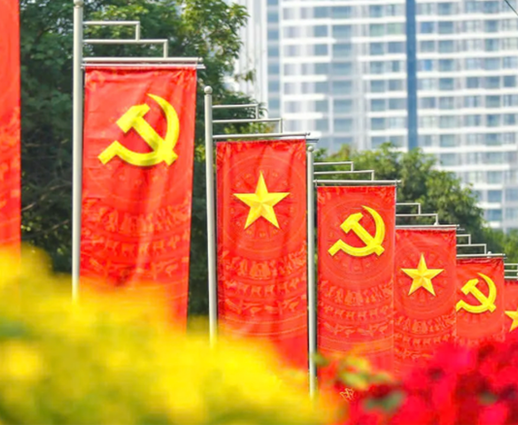 Tự hào về Đảng quang vinh và nguyện một lòng theo Đảng