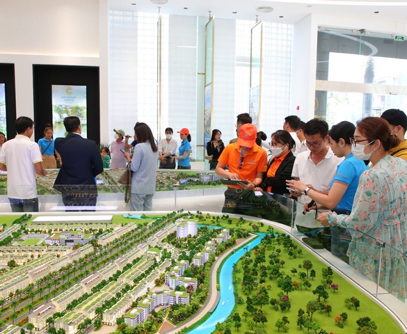 Doanh nghiệp tung ưu đãi "khủng" dịp cận Tết, cuộc đua bất động sản tăng nhiệt