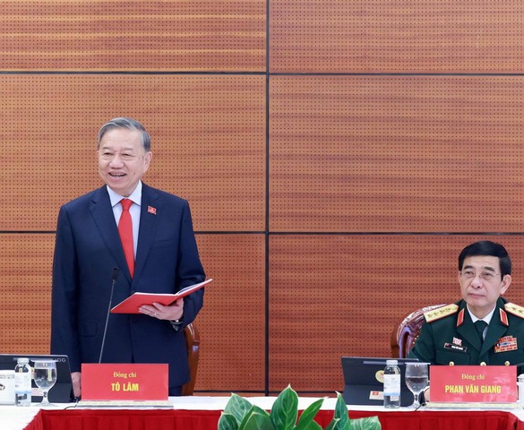 Đại hội XIV của Đảng: Đại biểu làm việc tại Đoàn, thảo luận các văn kiện Đại hội