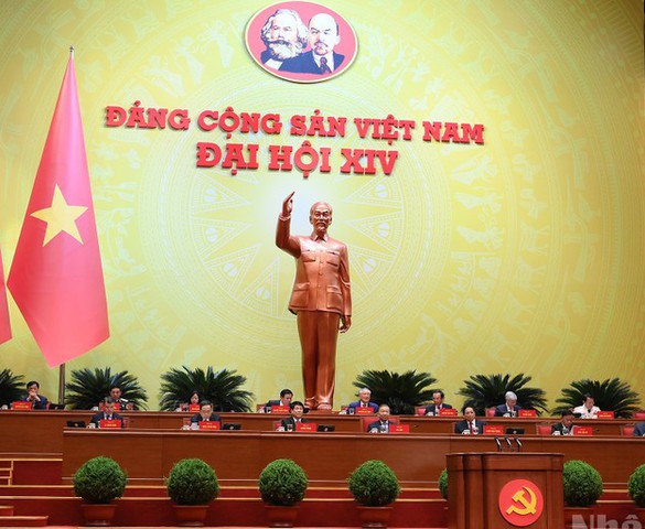 Ngày làm việc thứ hai Đại hội đại biểu toàn quốc lần thứ XIV của Đảng