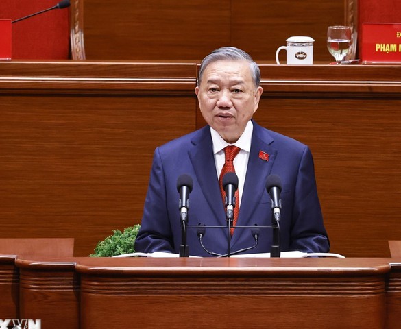 “Tiến lên! Toàn thắng ắt về ta”