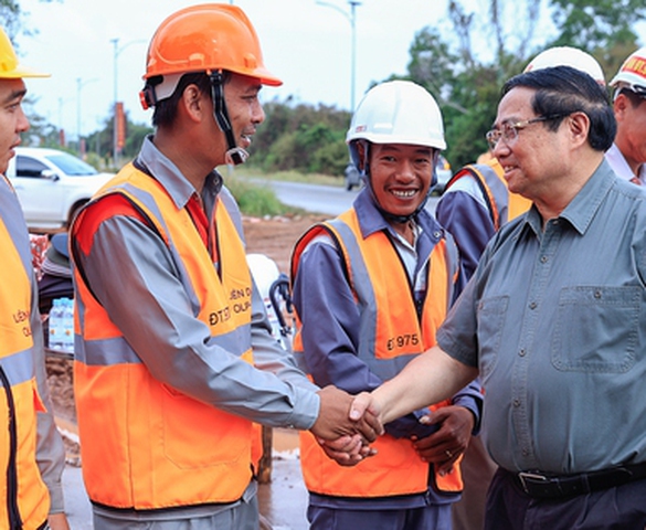 Thủ tướng: "Không lãng phí một ngày" trong triển khai các dự án phục vụ APEC tại Phú Quốc