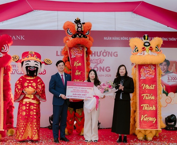 Agribank trao thưởng 01 tỷ đồng cho khách hàng gửi tiền tiết kiệm