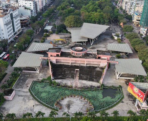 Sân khấu quy mô 1ha bị bỏ hoang giữa trung tâm TP sắp được 'hồi sinh' thành bãi xe metro