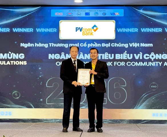 PVcomBank được vinh danh “Ngân hàng Tiêu biểu vì Cộng đồng”