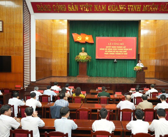 TP. Huế: Thành lập Đảng bộ Bệnh viện Trung ương Huế và Đảng bộ Đại học Huế