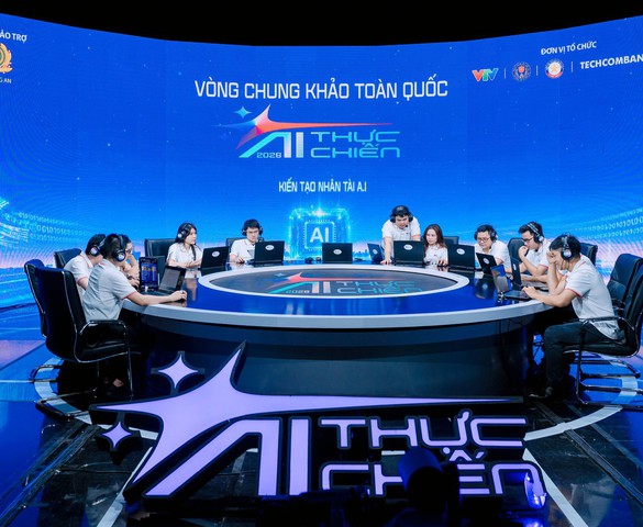 AI Thực Chiến Mùa 2: Techcombank đầu tư cho thế hệ nhân tài AI, góp phần hiện thực Chiến lược quốc gia về trí tuệ nhân tạo