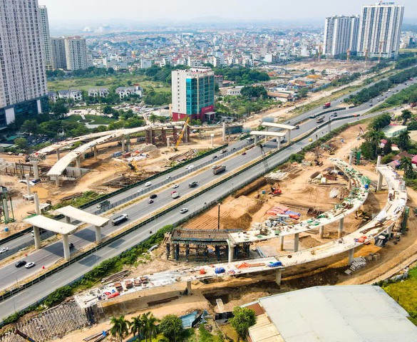Hà Nội: Nút giao Vành đai 3,5 - Đại lộ Thăng Long dần lộ diện sau hơn 1 năm khởi công