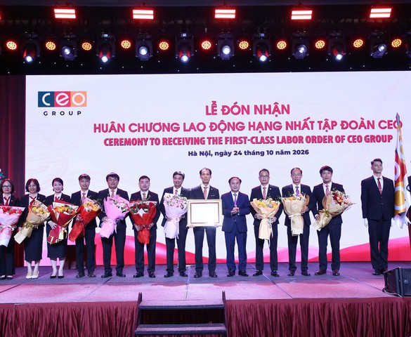 Tập đoàn CEO đón nhận Huân chương Lao động hạng Nhất: Dấu ấn 25 năm kiến tạo giá trị, vì cuộc sống hạnh phúc