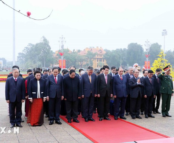 Lãnh đạo Đảng, Nhà nước vào Lăng viếng Bác nhân dịp Tết Nguyên đán Bính Ngọ