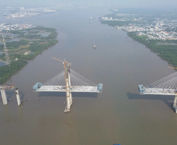 Chỉ vài tháng nữa, chính thức hợp long cây cầu dây văng nối thông miền Đông với miền Tây Việt Nam