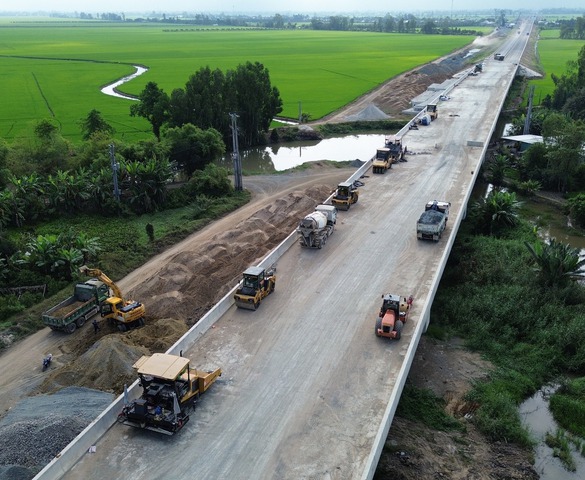 Đề xuất đầu tư gần 30.000 tỷ mở rộng tuyến cao tốc trọng điểm Tây Nam Bộ dài 188km lên 6 làn xe