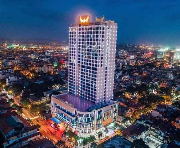 Doanh nghiệp của ‘đại gia điếu cày’ Lê Thanh Thản sẽ xây dựng tòa nhà 27 tầng nằm ven quốc lộ dài nhất Việt Nam