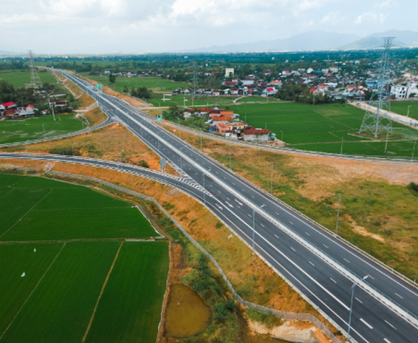 Trước Tết Nguyên đán, chính thức thông xe cao tốc 12.400 tỷ mà Tập đoàn Sơn Hải muốn cắm biển bảo hành 10 năm