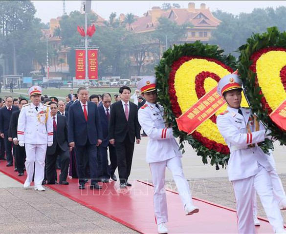 Lãnh đạo Đảng, Nhà nước viếng Chủ tịch Hồ Chí Minh nhân kỷ niệm 96 năm Ngày thành lập Đảng