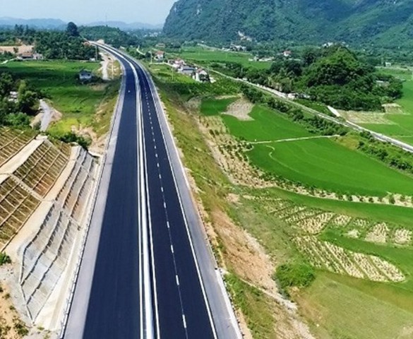 Đề xuất mở rộng cao tốc nghìn tỷ sở hữu cầu có nhịp dây văng dài nhất Việt Nam ở Tây Bắc