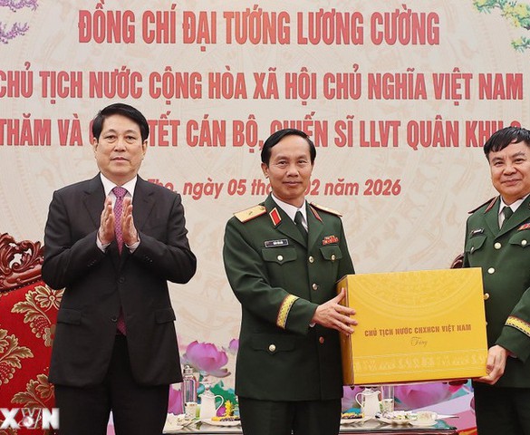 Chủ tịch nước: Chăm lo đời sống nhân dân, bảo đảm mọi người, mọi nhà vui Xuân