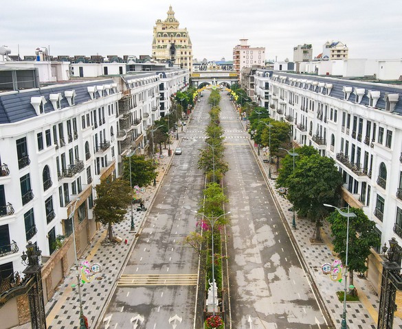 Bắc Ninh: Shophouse hơn 10 tỷ đồng đìu hiu tại khu đô thị Hanaka Paris Ocean Park