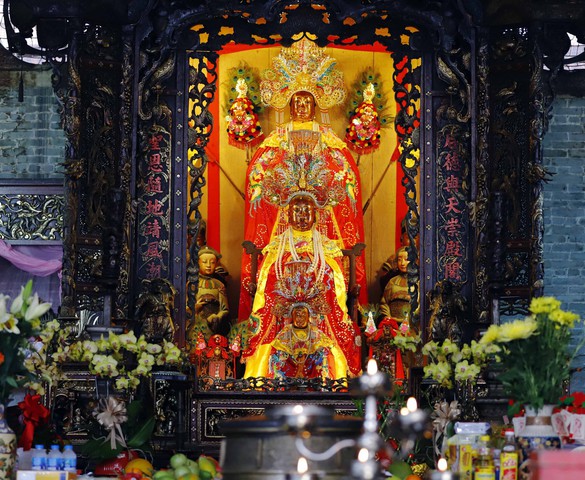 Photo Travel: Chùa Bà Thiên Hậu, cổ tự lâu đời của người Hoa giữa lòng Sài Gòn