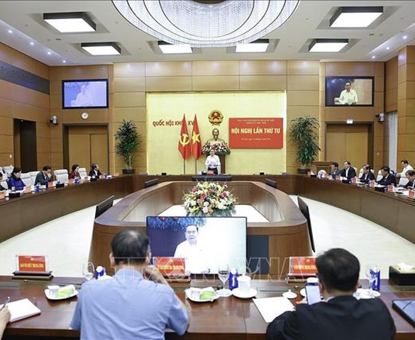 Chủ tịch Quốc hội: Hoàn thiện thể chế, pháp luật là khâu đột phá chiến lược để phát triển đất nước