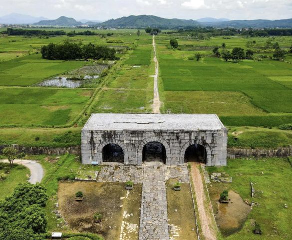 Tòa thành đá 600 năm tuổi của Việt Nam: Chỉ mất 3 tháng xây dựng, công trình ‘độc nhất vô nhị’ tại Đông Nam Á, được UNESCO công nhận là Di sản văn hóa thế giới