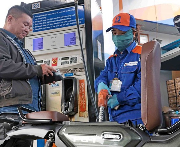 Kết luận của Bộ Chính trị về bảo đảm nguồn cung, giá nhiên liệu ổn định trong tình hình mới