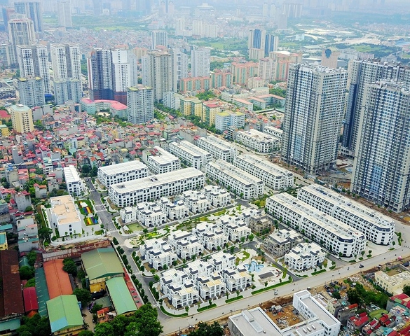 Thanh khoản chậm lại, mặt bằng giá bất động sản vẫn không giảm sâu