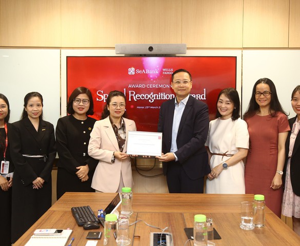 Wells Fargo trao tặng Giải thưởng "Ngân hàng được công nhận đặc biệt về thanh toán quốc tế 2024-2025" cho SeABank