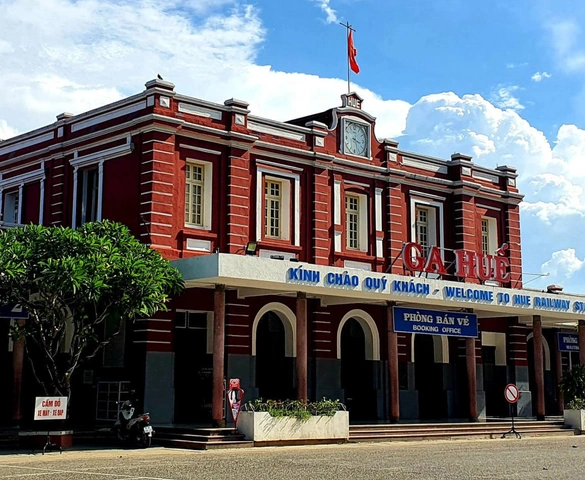 Nhà ga 120 năm tuổi xây từ thời Pháp thuộc: Điểm du lịch của miền Trung, kiến trúc giao thoa châu Âu đầy ấn tượng