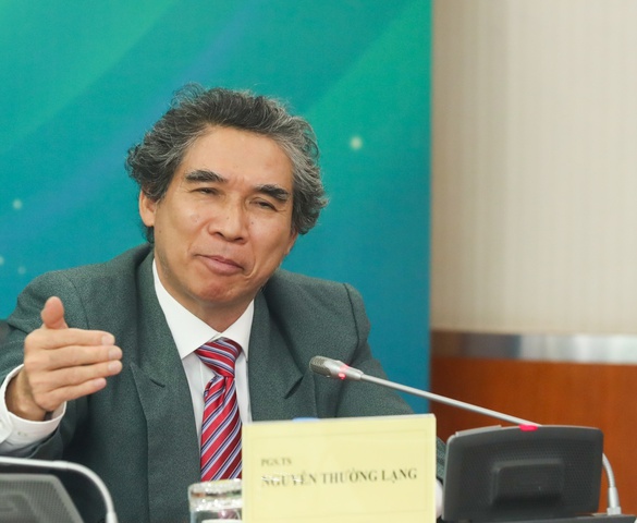 PGS.TS. Nguyễn Thường Lạng: Lãi suất không còn "rẻ" nhưng phải hợp lý để "nuôi" tăng trưởng