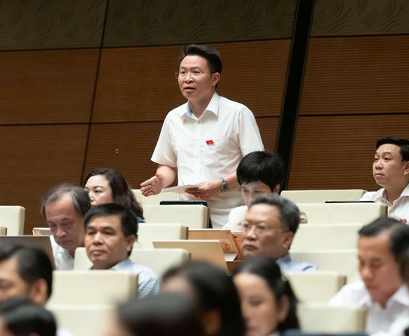 Công chứng bất động sản: Nên bắt buộc hay trao quyền lựa chọn cho người dân?