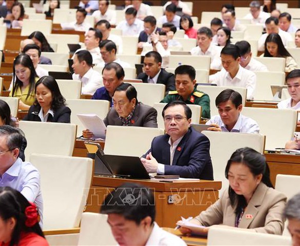 Chủ tịch Quốc hội phê chuẩn Trưởng đoàn đại biểu Quốc hội khóa XVI của 28 tỉnh