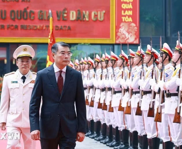 Thủ tướng: Hiện đại hóa phương thức quản trị, xây dựng nền hành chính phục vụ