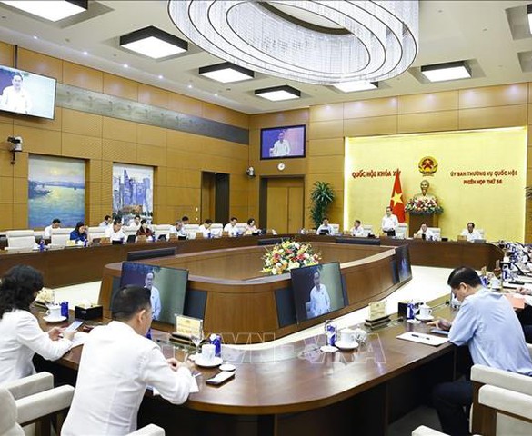 Xây dựng, cập nhật các kịch bản điều hành vĩ mô phù hợp