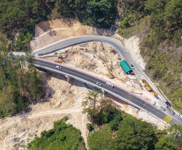 Chính thức thông xe cầu cạn vượt vực sâu ở Đà Lạt