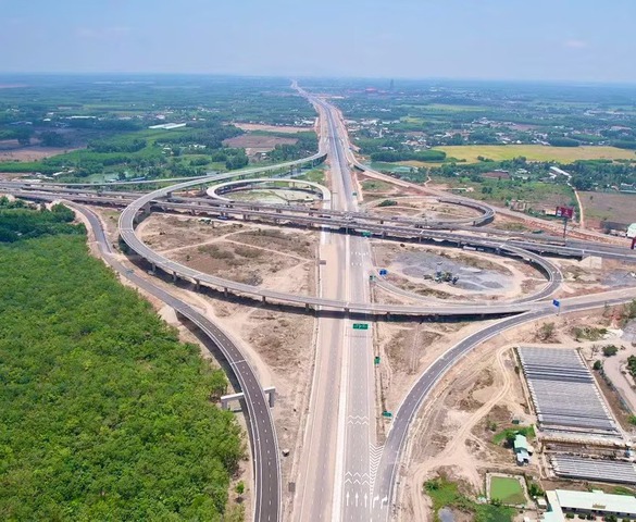 4 ngày nữa, Việt Nam chính thức thông xe tuyến cao tốc 18.000 tỷ kết nối 2 tỉnh thành giàu nhất cả nước