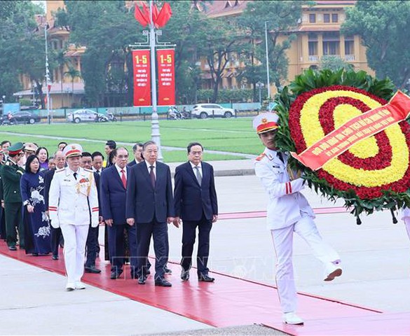 Lãnh đạo Đảng, Nhà nước vào Lăng viếng Chủ tịch Hồ Chí Minh