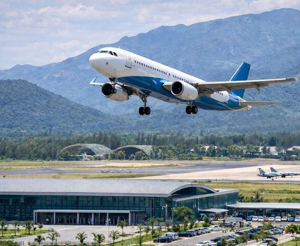 Đề xuất 'đánh thức' sân bay quân sự hơn 60 năm tuổi của Việt Nam: Khai thác lưỡng dụng, hướng đến công suất 3 triệu khách mỗi năm