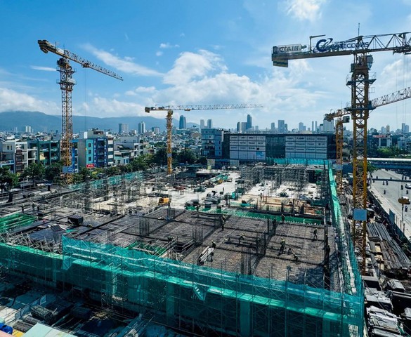 Triển vọng nhóm doanh nghiệp xây lắp, bất động sản trước "làn sóng" đầu tư công