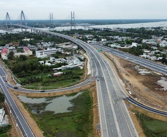 Siết trách nhiệm chủ đầu tư cao tốc đã hoạt động 3 năm, kết nối 2 tỉnh Đồng bằng sông Cửu Long