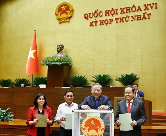 Quốc hội tiếp tục công tác nhân sự, kiện toàn bộ máy lãnh đạo