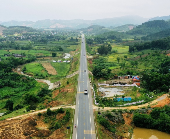 Tuyến đường 1.660 tỷ có bóng dáng Tập đoàn Sơn Hải sắp hoàn thiện, góp phần nối thông Bắc - Nam